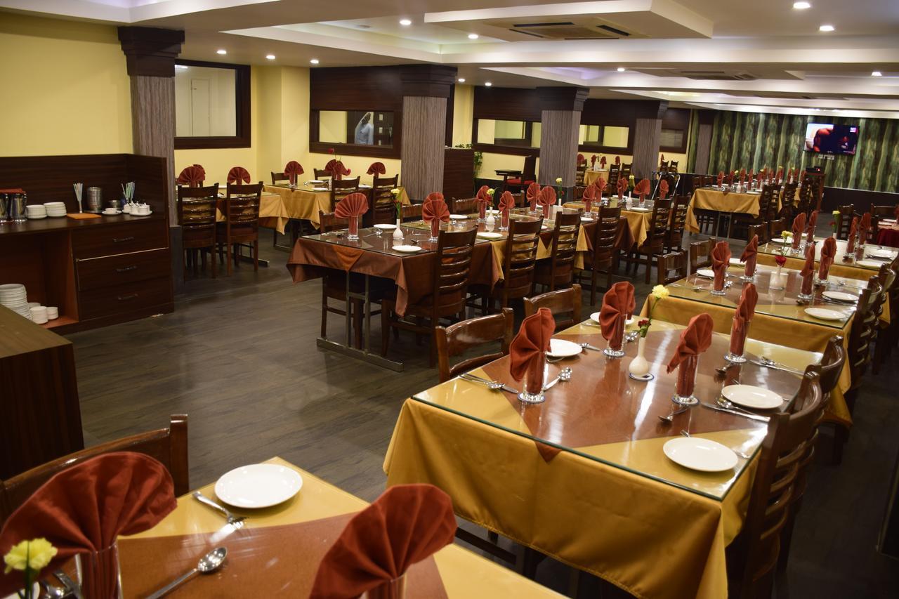 Empires Hotel Puri Dış mekan fotoğraf