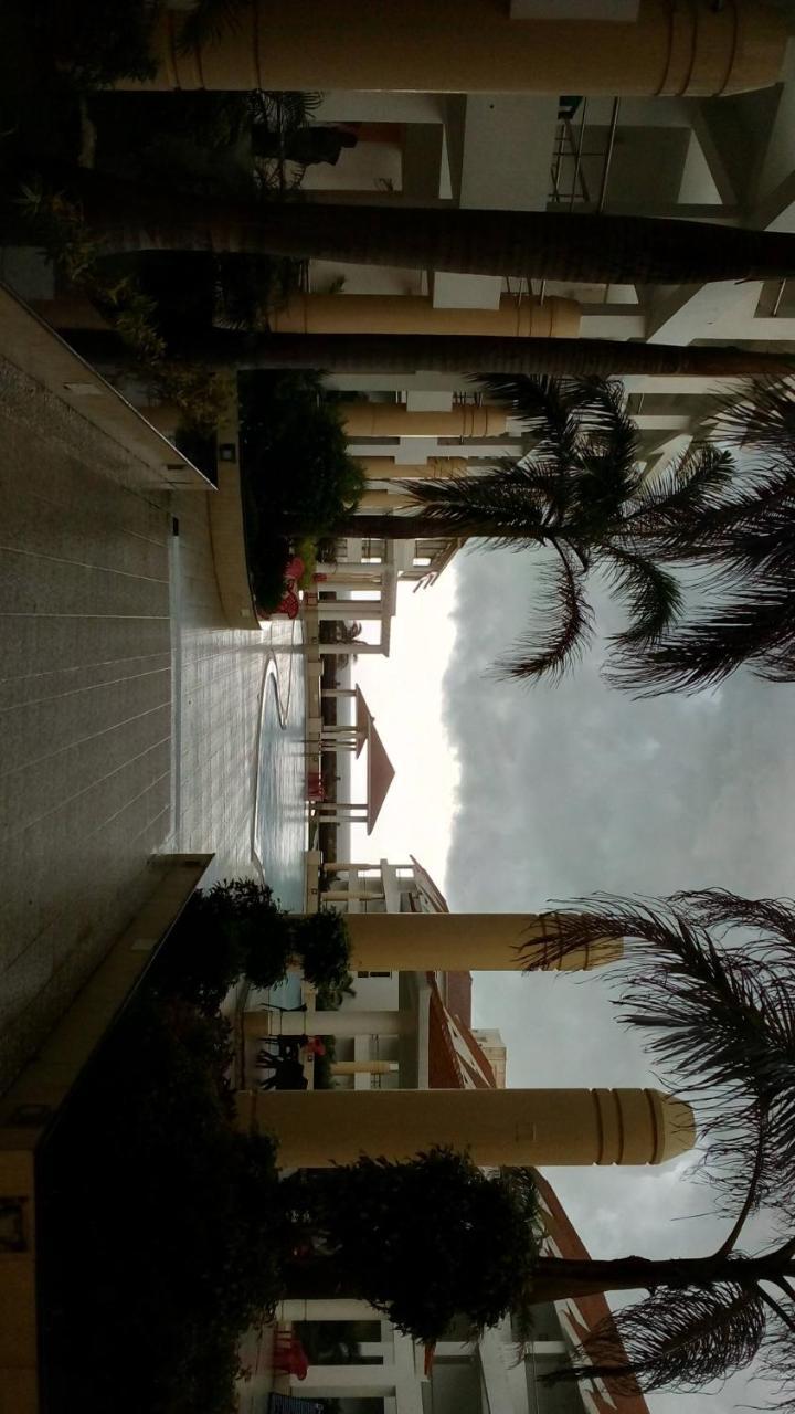 Empires Hotel Puri Dış mekan fotoğraf